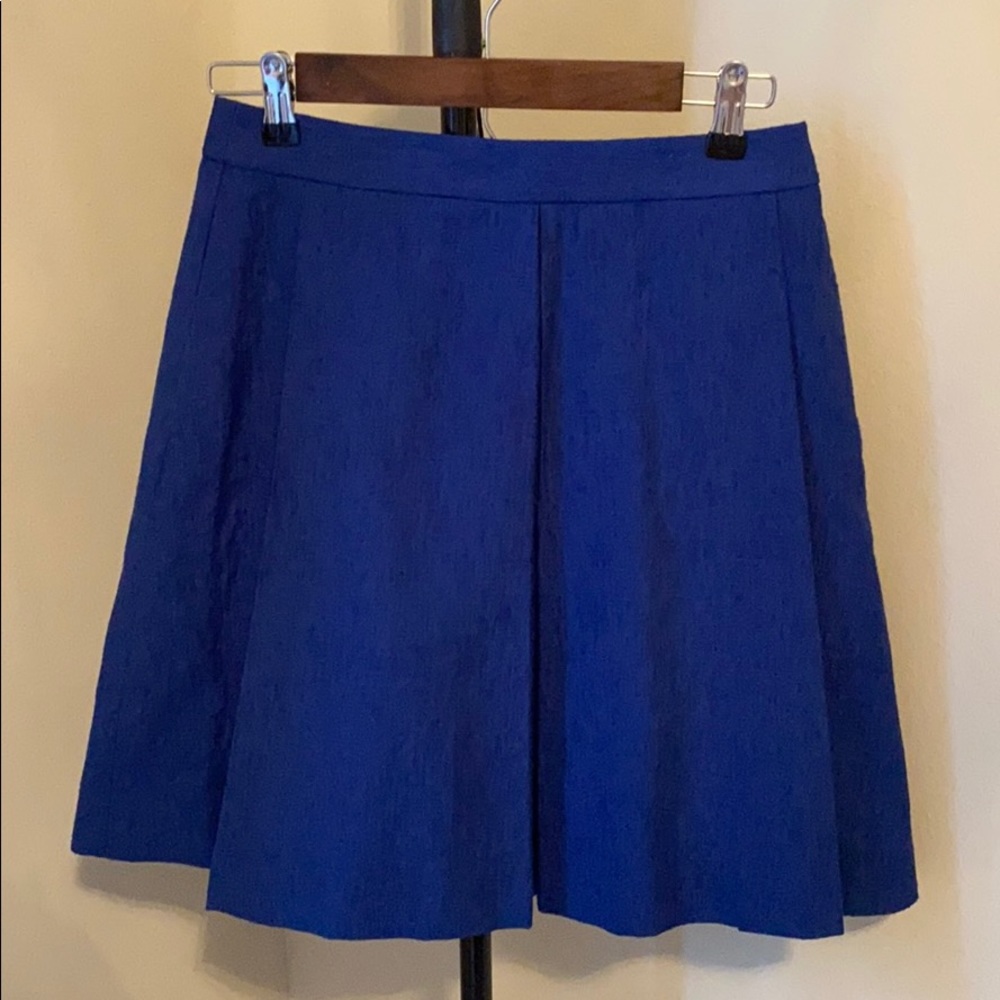 Navy blue dress skirt w. Pockets
